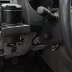 Montaż tempomatu Toyota Hilux